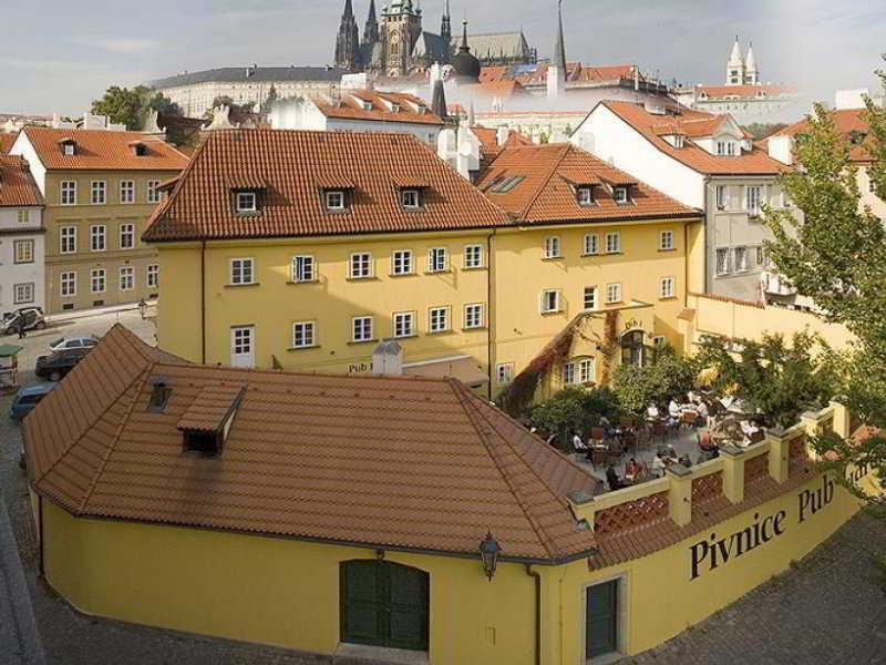 Archibald At The Charles Bridge Hotel Praga Exterior foto